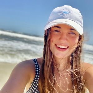 Meet your Posher, Mackenzie